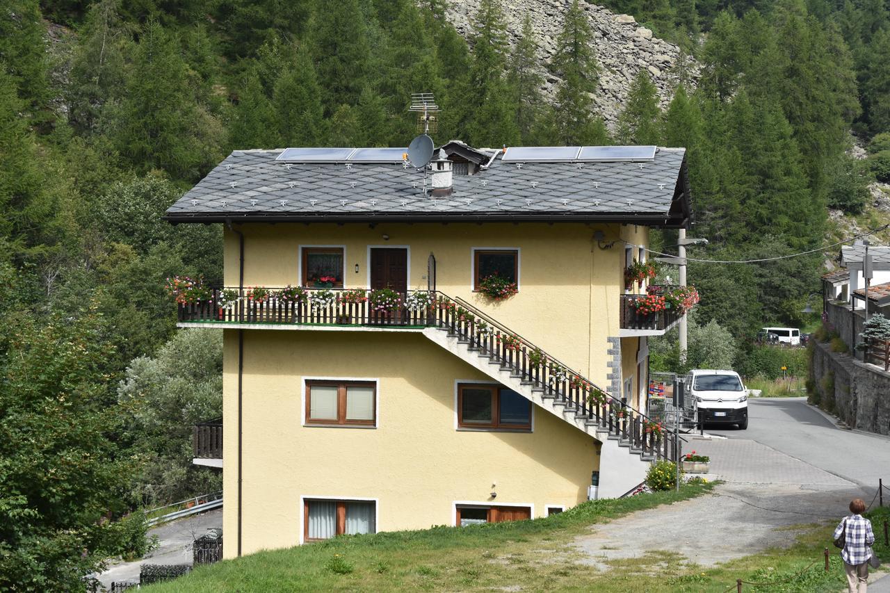 Miramonti Hotel Valtournenche Exterior photo