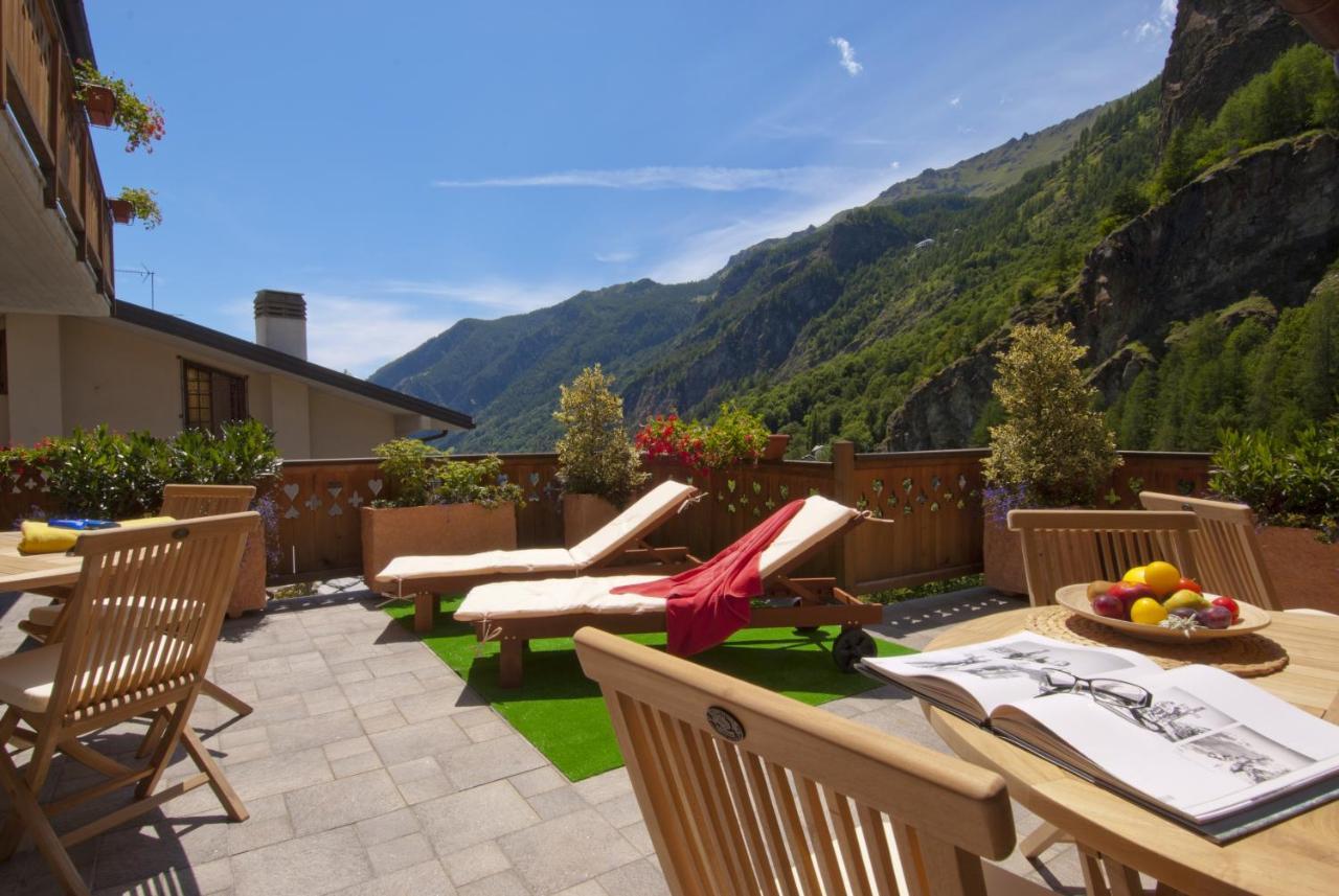 Miramonti Hotel Valtournenche Exterior photo